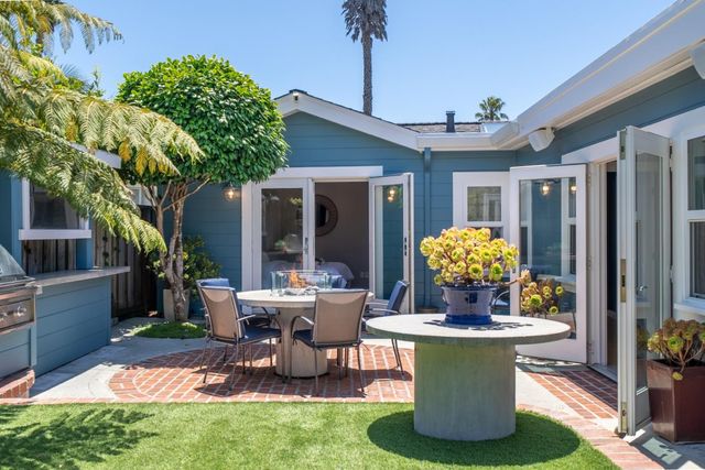 4120 Court Drive, Santa Cruz, CA 95062