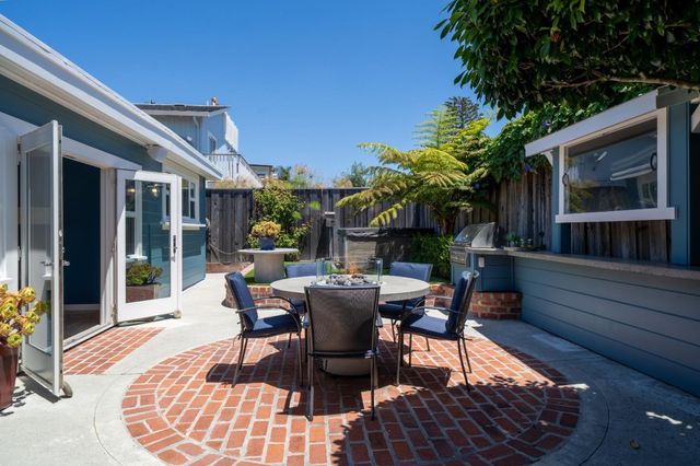 4120 Court Drive, Santa Cruz, CA 95062