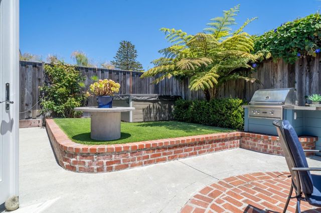 4120 Court Drive, Santa Cruz, CA 95062
