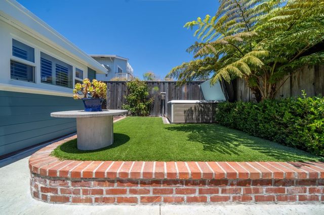 4120 Court Drive, Santa Cruz, CA 95062