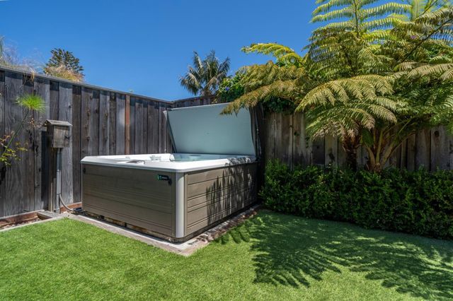 4120 Court Drive, Santa Cruz, CA 95062