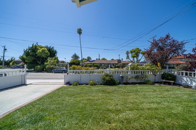 4120 Court Drive, Santa Cruz, CA 95062