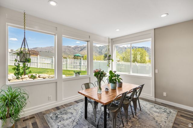 1437 E HOLLYHOCK CT, Layton, UT 84040