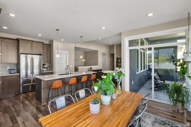 1437 E HOLLYHOCK CT, Layton, UT 84040