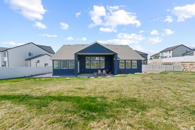 1437 E HOLLYHOCK CT, Layton, UT 84040