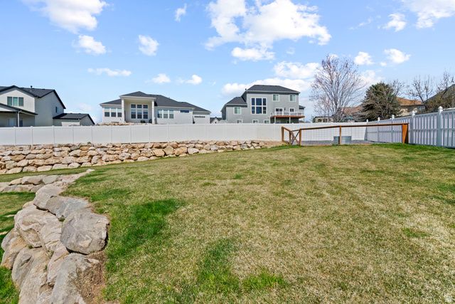 1437 E HOLLYHOCK CT, Layton, UT 84040