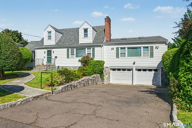 90 Rockledge Drive, Stamford, CT 06902