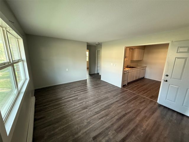 206 and 212 NW Walnut Street, Bridgewater, IA 50837