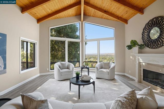 1000 Froyd Rd, Concord, CA 94521