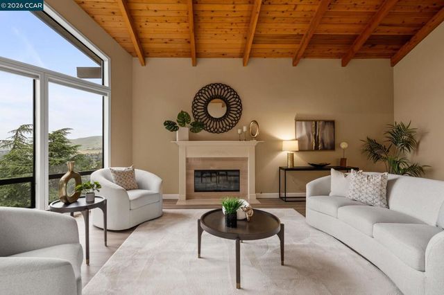 1000 Froyd Rd, Concord, CA 94521