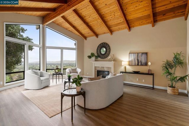 1000 Froyd Rd, Concord, CA 94521