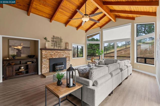 1000 Froyd Rd, Concord, CA 94521