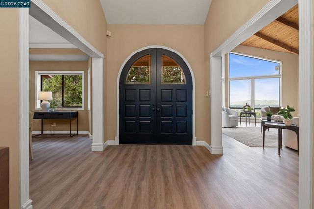 1000 Froyd Rd, Concord, CA 94521