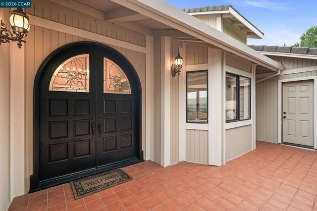 1000 Froyd Rd, Concord, CA 94521