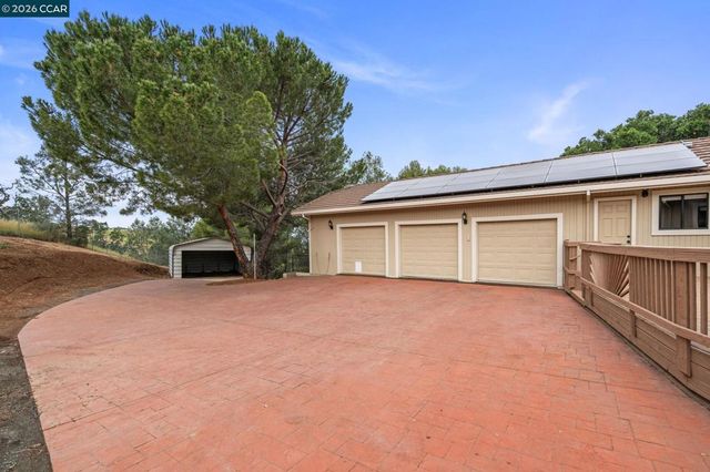 1000 Froyd Rd, Concord, CA 94521