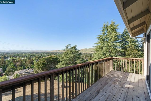 1000 Froyd Rd, Concord, CA 94521