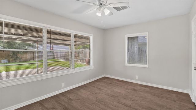 5454 Cherry Creek Drive, Houston, TX 77017