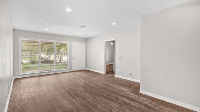 5454 Cherry Creek Drive, Houston, TX 77017