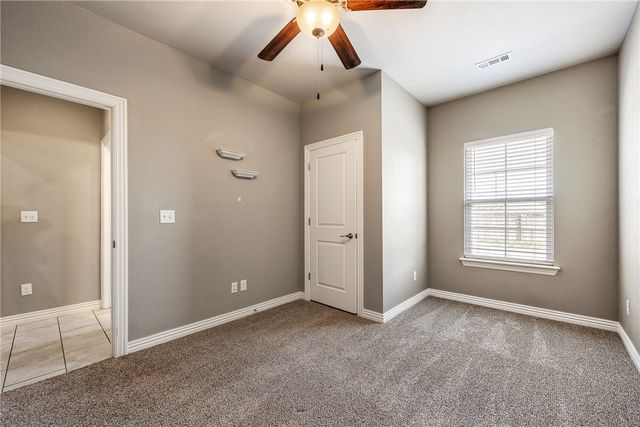 1615 Park Street, Lowell, AR 72745