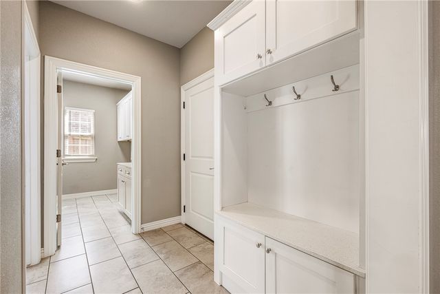 1615 Park Street, Lowell, AR 72745