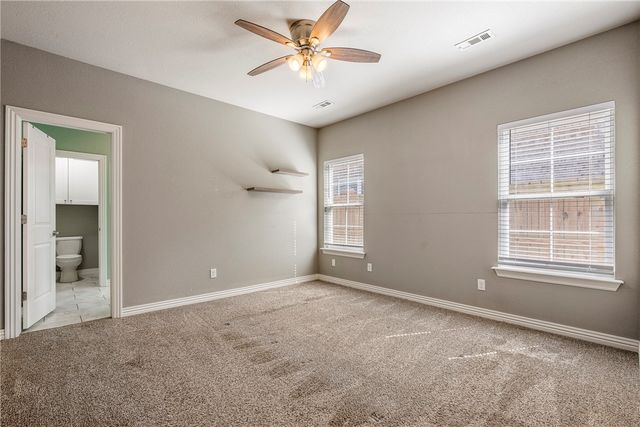 1615 Park Street, Lowell, AR 72745