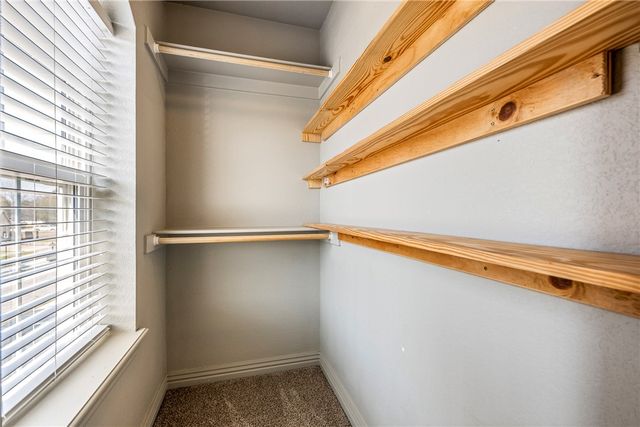 1615 Park Street, Lowell, AR 72745