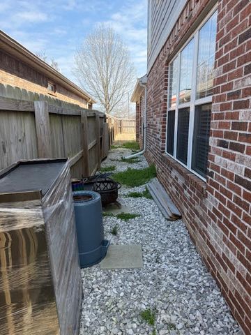 1615 Park Street, Lowell, AR 72745