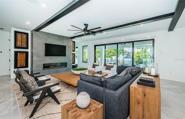 218 SYDNEY LANE, Redington Shores, FL 33708