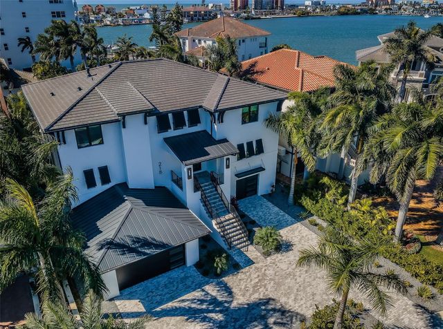 218 SYDNEY LANE, Redington Shores, FL 33708