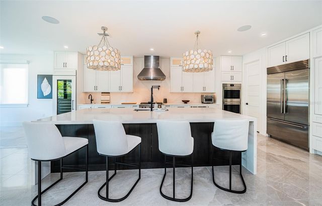 218 SYDNEY LANE, Redington Shores, FL 33708