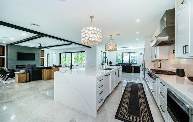 218 SYDNEY LANE, Redington Shores, FL 33708