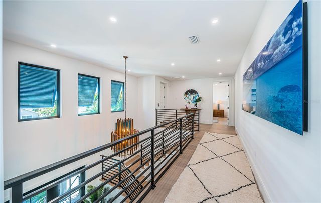 218 SYDNEY LANE, Redington Shores, FL 33708