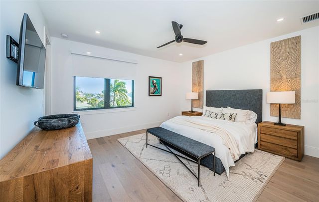 218 SYDNEY LANE, Redington Shores, FL 33708