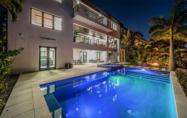 218 SYDNEY LANE, Redington Shores, FL 33708