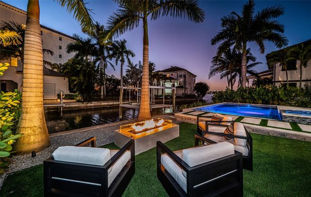 218 SYDNEY LANE, Redington Shores, FL 33708