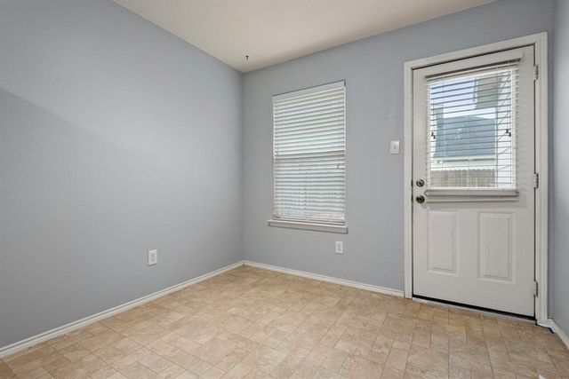 1614 Wooded Acres Drive, Humble, TX 77396