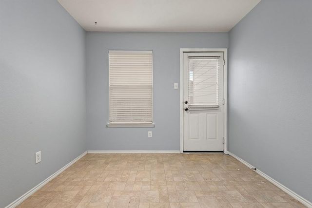 1614 Wooded Acres Drive, Humble, TX 77396