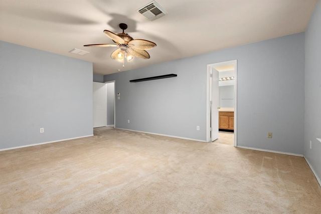 1614 Wooded Acres Drive, Humble, TX 77396