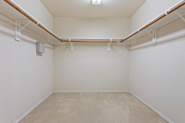 1614 Wooded Acres Drive, Humble, TX 77396