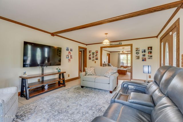 16133 Lee Highway, Bristol, VA 24202