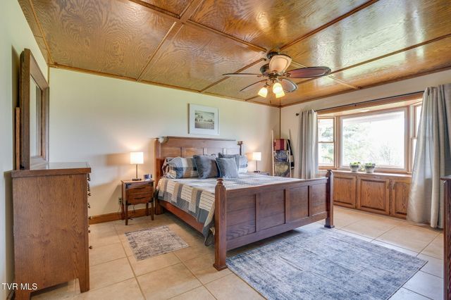 16133 Lee Highway, Bristol, VA 24202