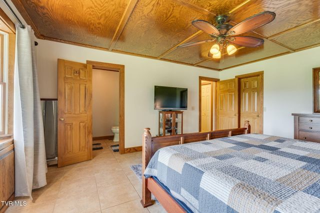 16133 Lee Highway, Bristol, VA 24202