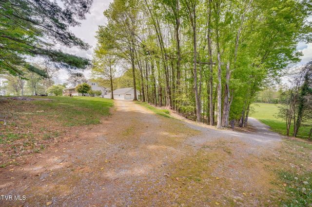 16133 Lee Highway, Bristol, VA 24202