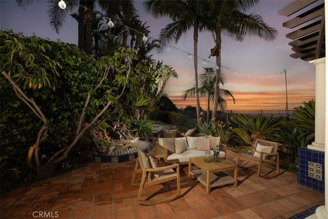 32056 Coast Highway, Laguna Beach, CA 92651