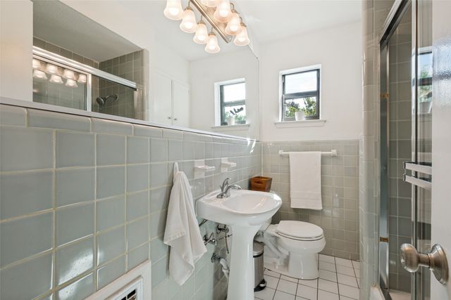 4916 N Hall Street, Dallas, TX 75235