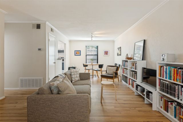4916 N Hall Street, Dallas, TX 75235