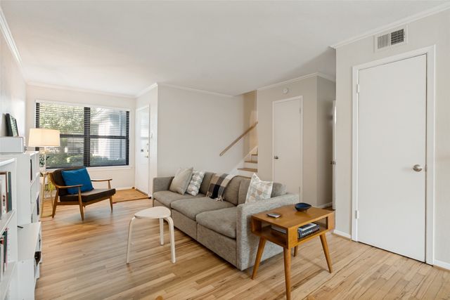 4916 N Hall Street, Dallas, TX 75235