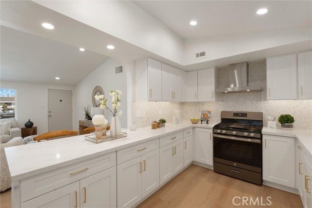 2022 W Spruce, Orange, CA 92868