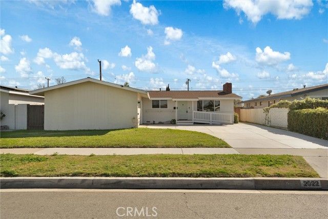 2022 W Spruce, Orange, CA 92868