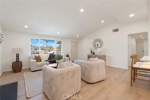 2022 W Spruce, Orange, CA 92868